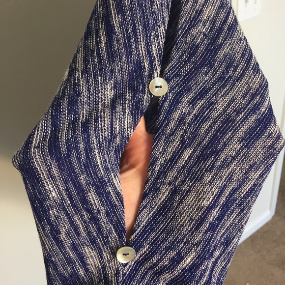 Anthropologie Blue Knit Split Sleeved Top - Picture 3 of 4